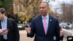 Ông Hakeem Jeffries là người da màu đầu tiên lãnh đạo một chính đảng lớn tại Quốc hội Mỹ