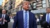 Ông Trump phát biểu với báo giới ở New York, 16/4/2024 (ảnh tư liêu, AP Photo/Yuki Iwamura)